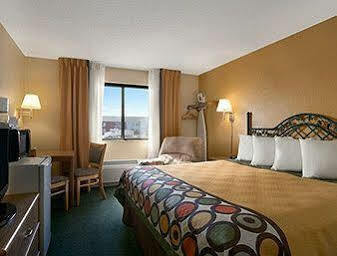 Super 8 By Wyndham Mn